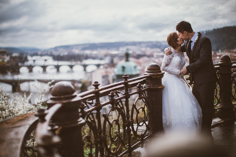 prague elopement